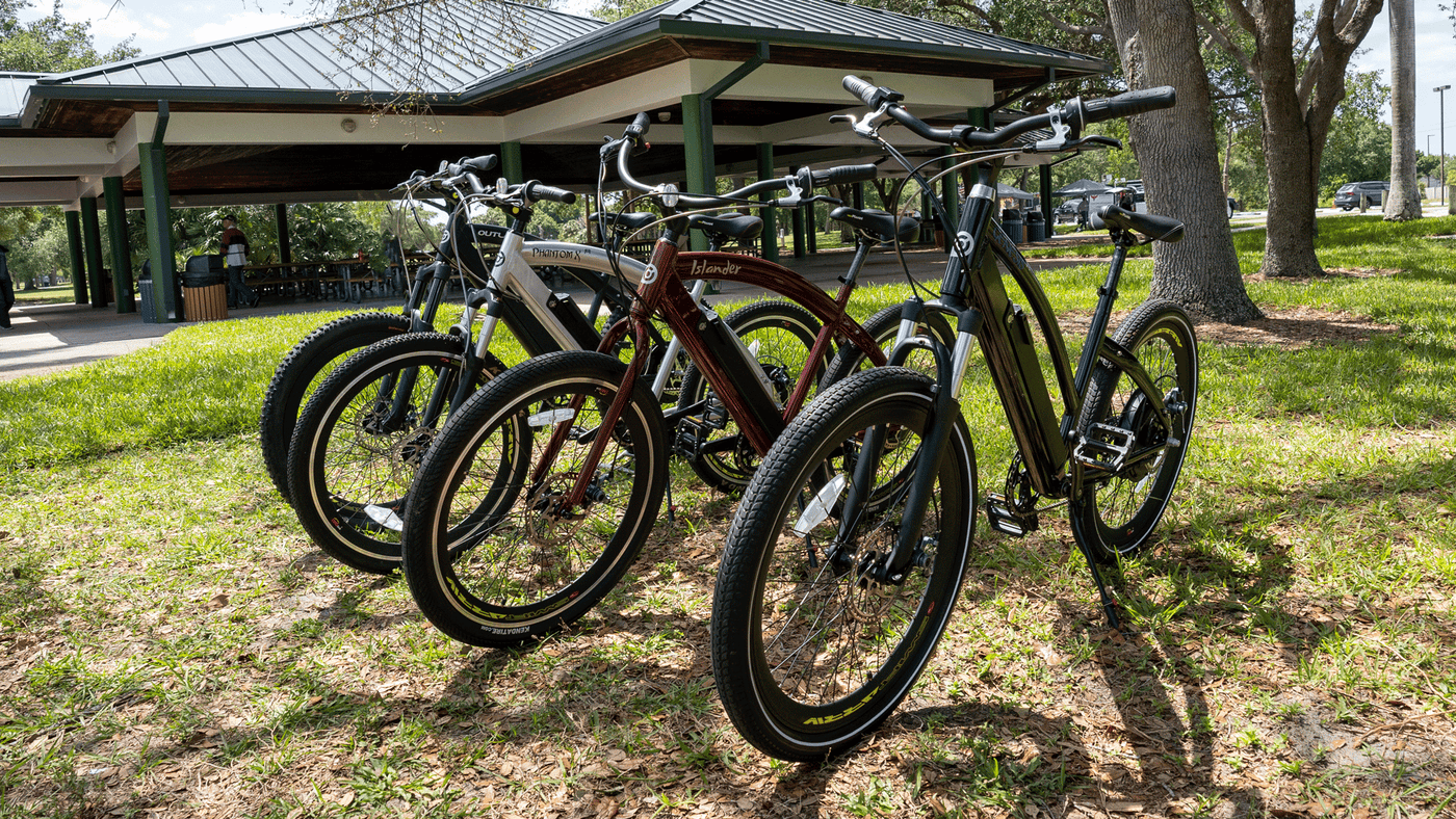 genesis b1 commuter electric bicycle U1 Bike 350W 32 KM/H Foldable Commuter front suspension and suspension seatpost Genesis launches practical ebikes with